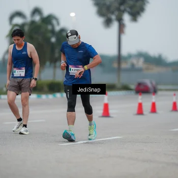 Runner Photo 7521205