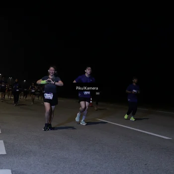 Runner Photo 7521213