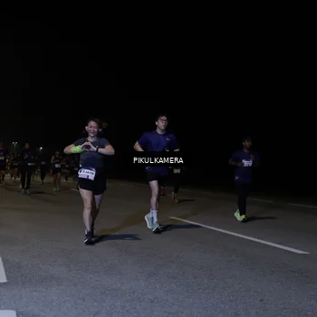 Runner Photo 7521214