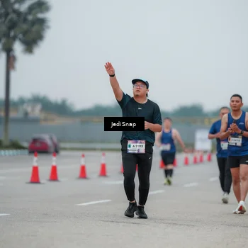 Runner Photo 7521241