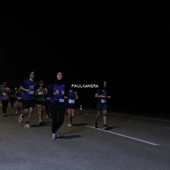 Runner Photo 7521246
