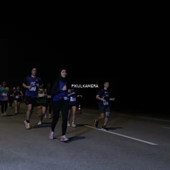 Runner Photo 7521248