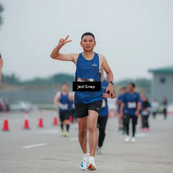 Runner Photo 7521258