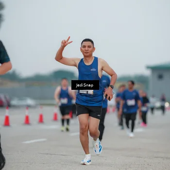 Runner Photo 7521259