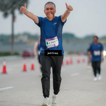 Runner Photo 7521272