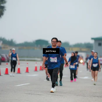 Runner Photo 7521275