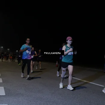 Runner Photo 7521281