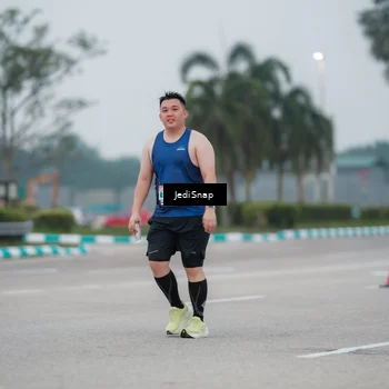 Runner Photo 7521288