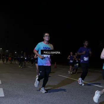Runner Photo 7521291