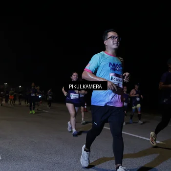 Runner Photo 7521299