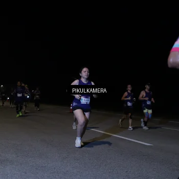 Runner Photo 7521300