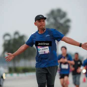 Runner Photo 7521304