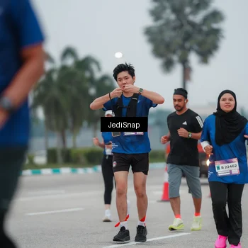 Runner Photo 7521315