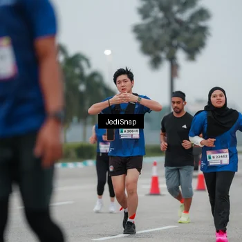 Runner Photo 7521317