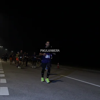Runner Photo 7521321