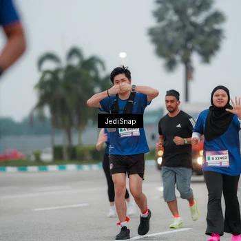Runner Photo 7521323