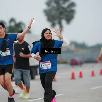 Runner Photo 7521324