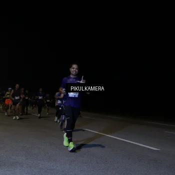 Runner Photo 7521330