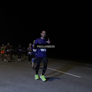 Runner Photo 7521331