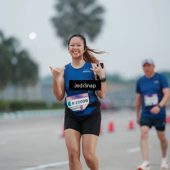 Runner Photo 7521336