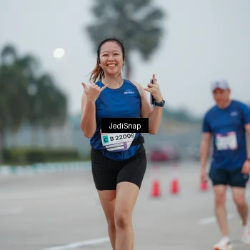 Runner Photo 7521337