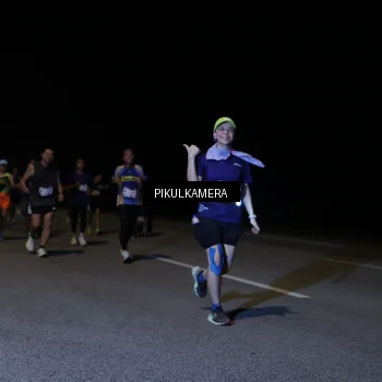 Runner Photo 7521343