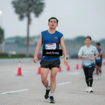 Runner Photo 7521360