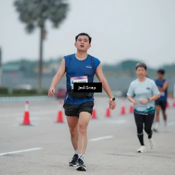 Runner Photo 7521361