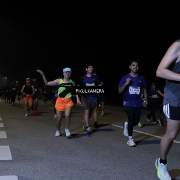 Runner Photo 7521369