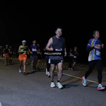Runner Photo 7521370
