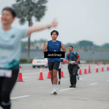 Runner Photo 7521377