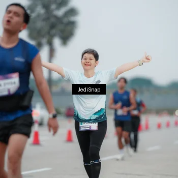 Runner Photo 7521378