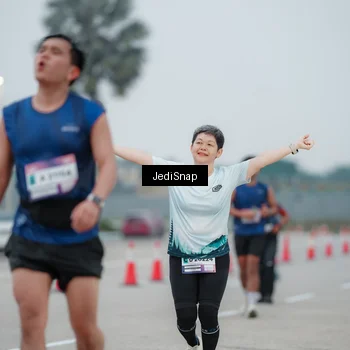 Runner Photo 7521382