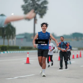 Runner Photo 7521384