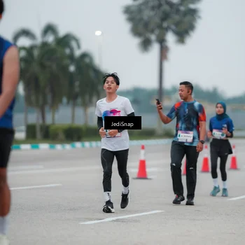 Runner Photo 7521408