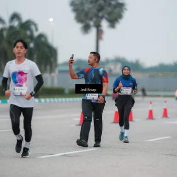 Runner Photo 7521418
