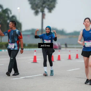 Runner Photo 7521426