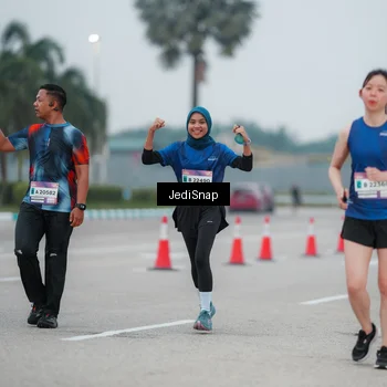 Runner Photo 7521431