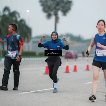Runner Photo 7521432