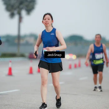 Runner Photo 7521440