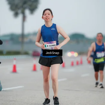 Runner Photo 7521442