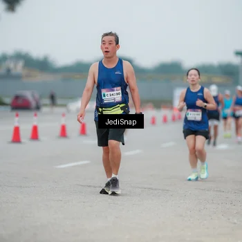 Runner Photo 7521449