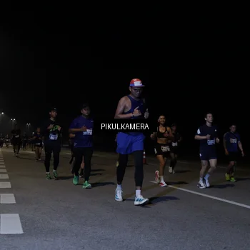 Runner Photo 7521455