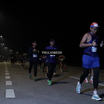 Runner Photo 7521460
