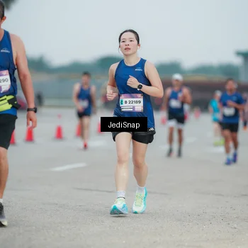 Runner Photo 7521464
