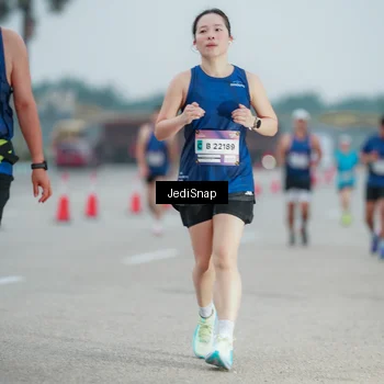 Runner Photo 7521476