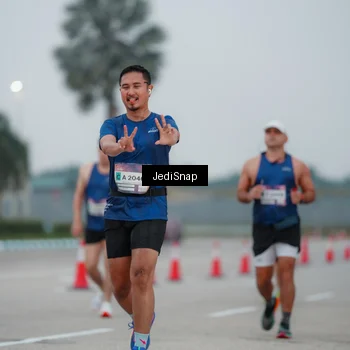 Runner Photo 7521481