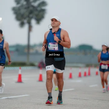 Runner Photo 7521491