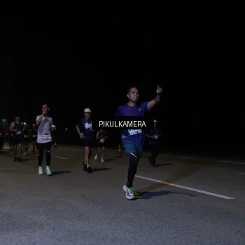 Runner Photo 7521566