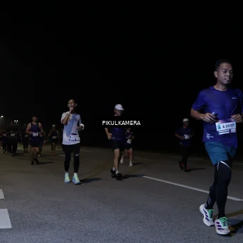 Runner Photo 7521578
